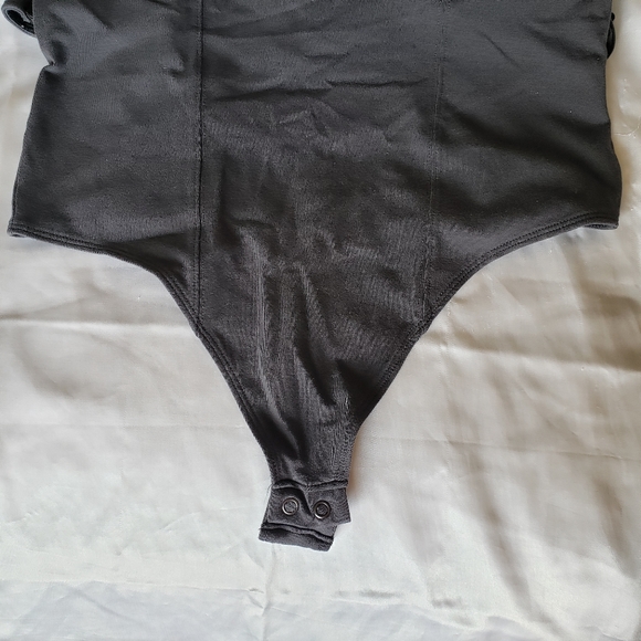 Express Bodysuit - Picture 7 of 8